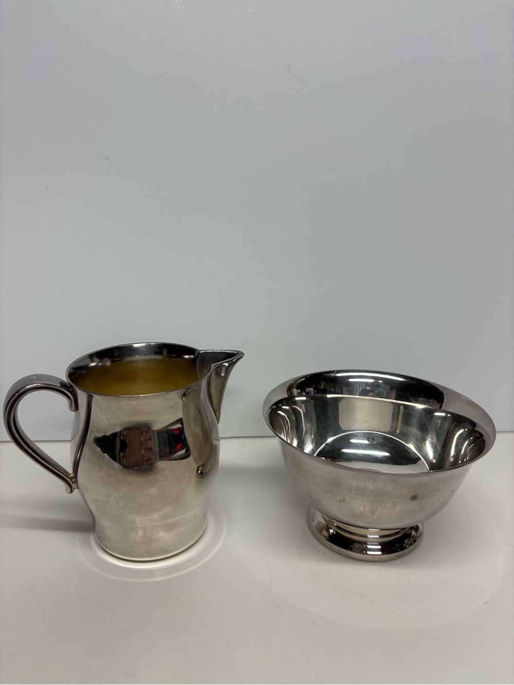 Vintage Wm Rogers Paul Revere Reproduction Silver Plated Creamer & Sugar Set